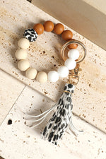 Load image into Gallery viewer, Multicolor Silicone Beads Bracelet Leopard Tassel Keyring

